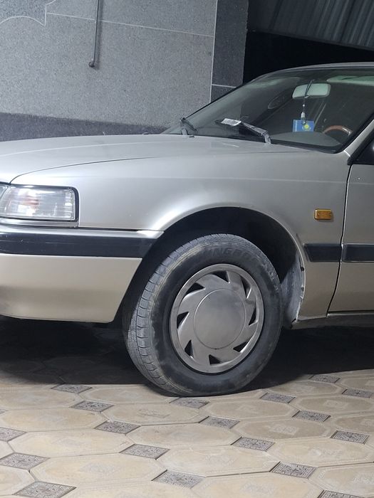 Мазда 626 не бита не крашеная радной окрас 1990г