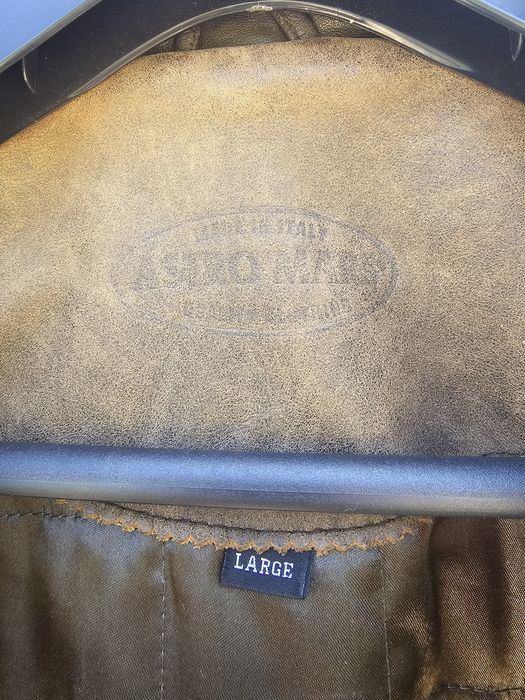 Vand 2 buc Scurta piele naturala bărbați măsură L