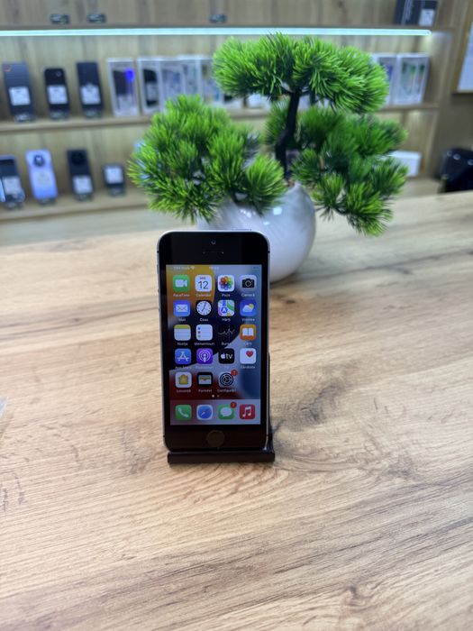 iPhone 5SE Grey 32Gb - Sanatate baterie 93% - Garantie