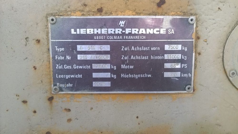 Dezmembrez excavator Liebherr A 911 C