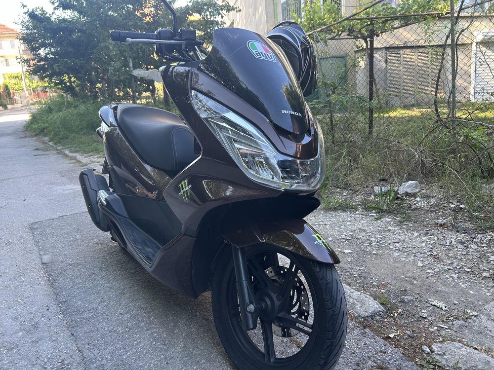 Honda pcx напълно обслужен регистриран платено всичко