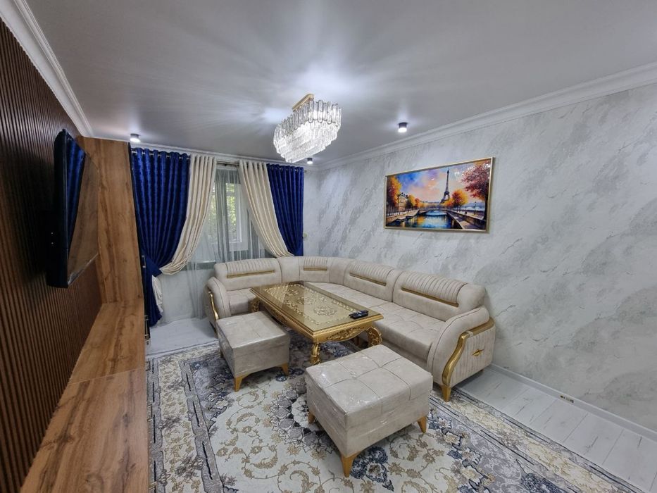 Продается 3 комнатная квартира на 2 этаже 77 серия по улице Гагарина