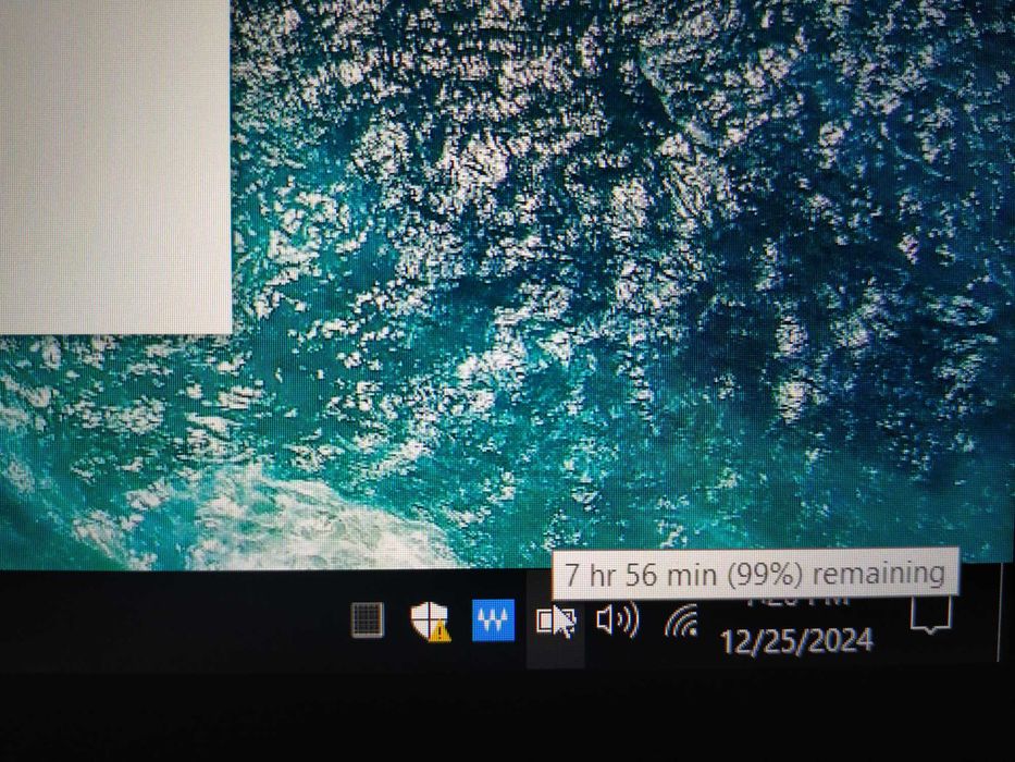 Dell Precision 5520 15.6 FHD IPS/Xeon E3-1505M/16GB/256GB/Quadro M1200