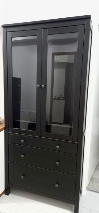 Vitrina Ikea HEMNES