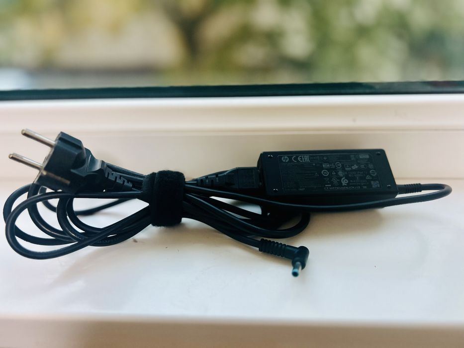 HP 17 lik ekranli noutbook