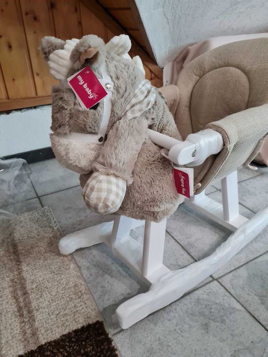 Люлеещо конче с етикети