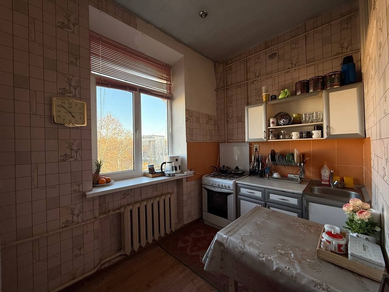 Срочно! Лабзак в доль  дороги  2/4/4 кирпич  орентир УМС  59.900у.е