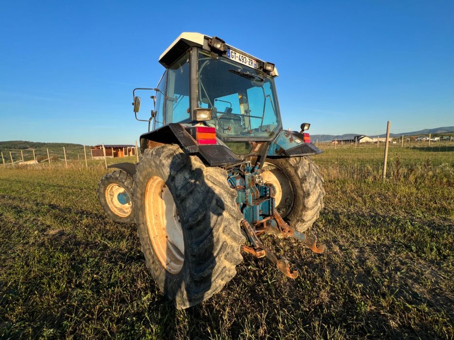 Tractor Ford NewHolland 7840 6 cilindrii 100cp