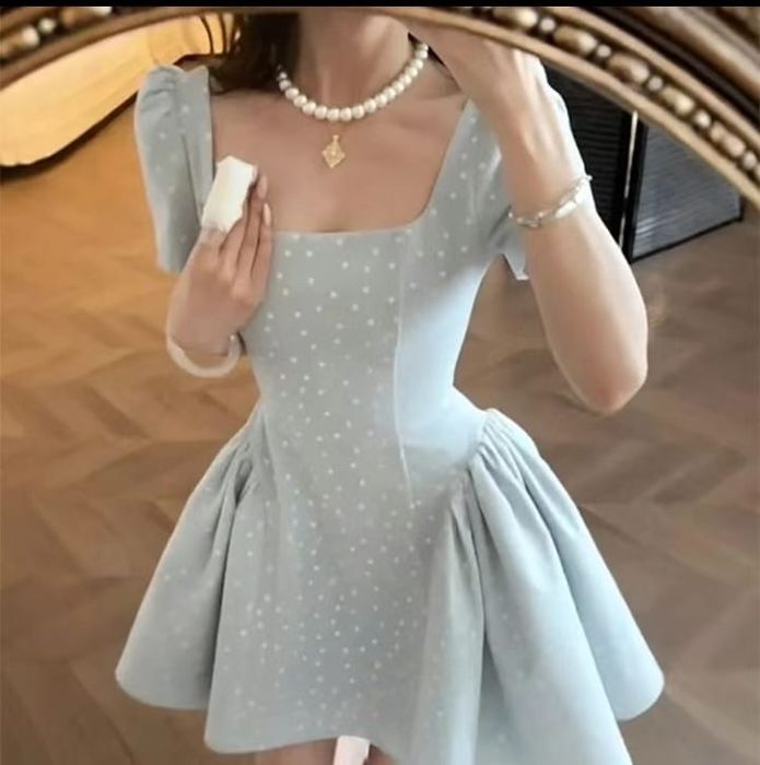 Платье небесно голубого цвета