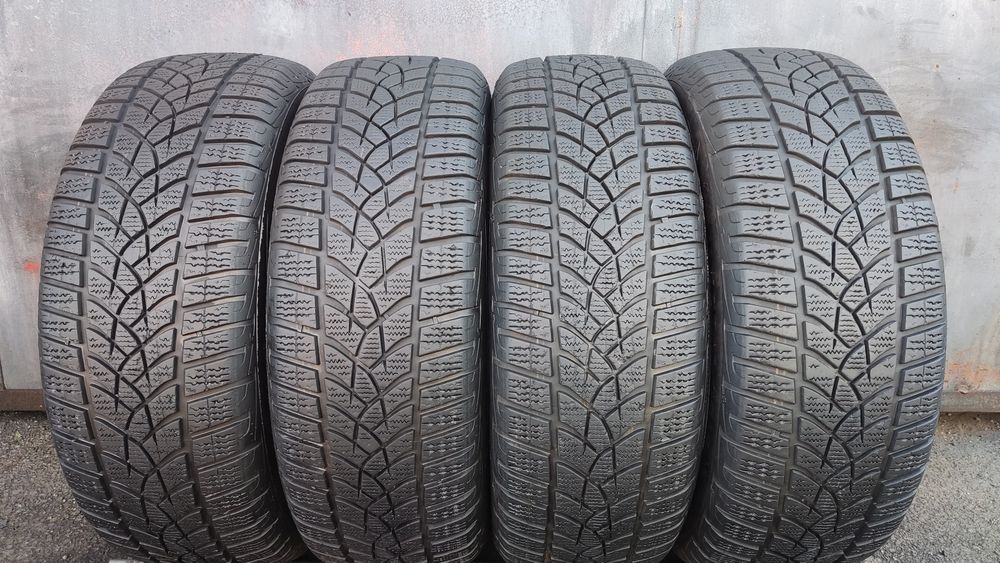 4бр. зимни гуми 205/60/16 GoodYear Ultra Grip Performance 
dot22
6.6mm