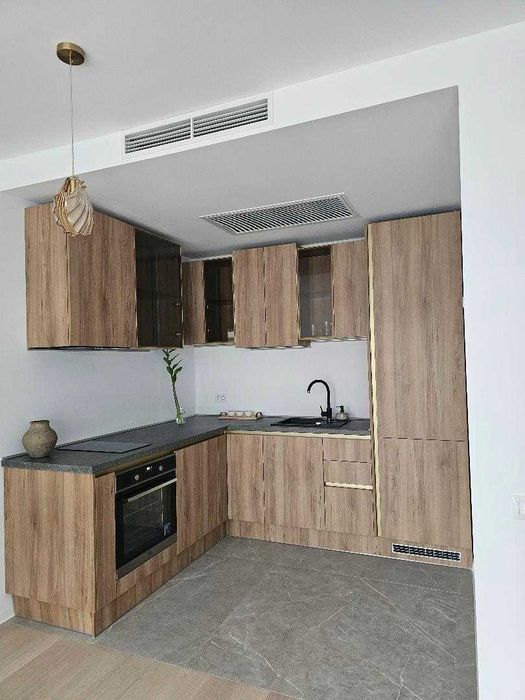 Inchiriez apartament cu 2 camere in ansamblul One Lake Club -Floreasca