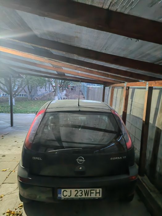 Vind opel corsa 1,2 benzina