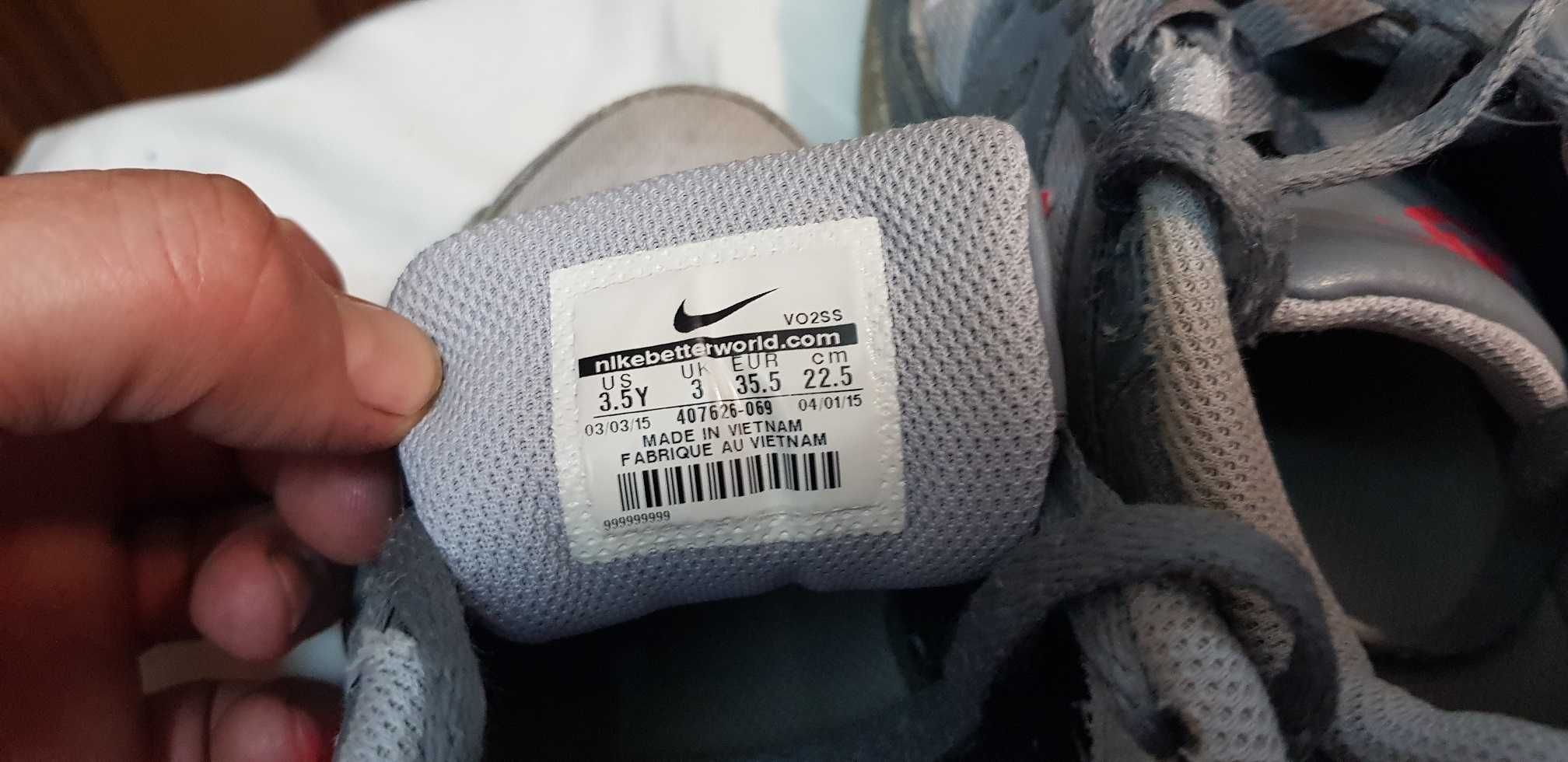 Продавам маратонки Nike  Номер 35,5