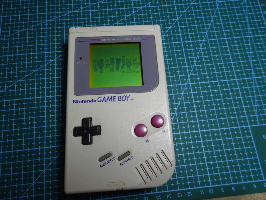 Consola jocuri retro Nintendo Game Boy DMG-01