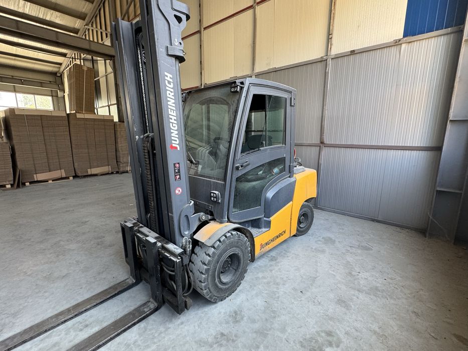Motostivuitor JUNGHEINRICH 3,5T GPL