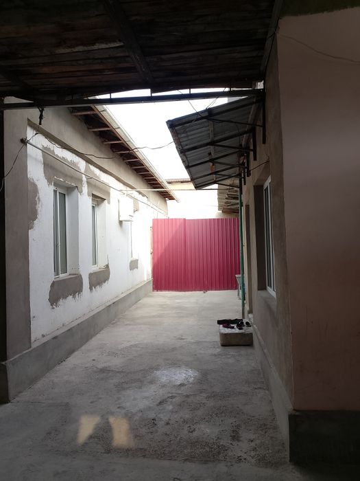 Аранчада ховли сотилади