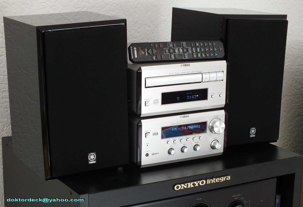 linie Yamaha RX-E400, CDX-E400, NX-E400 cu tel. originala