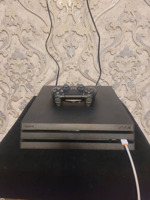 Playstation 4 pro 1tb