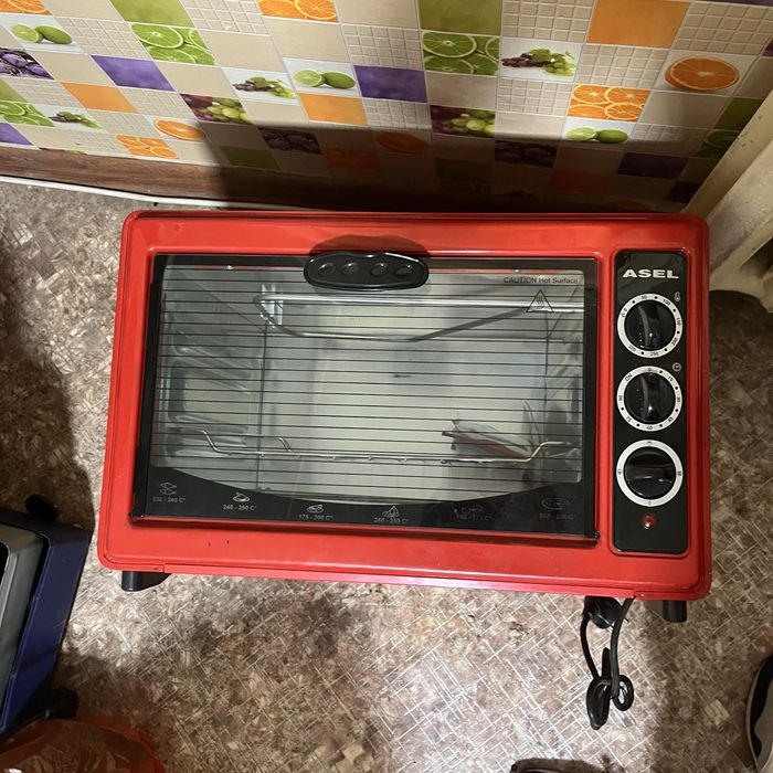Продам гриль рабочая 15000 срочно