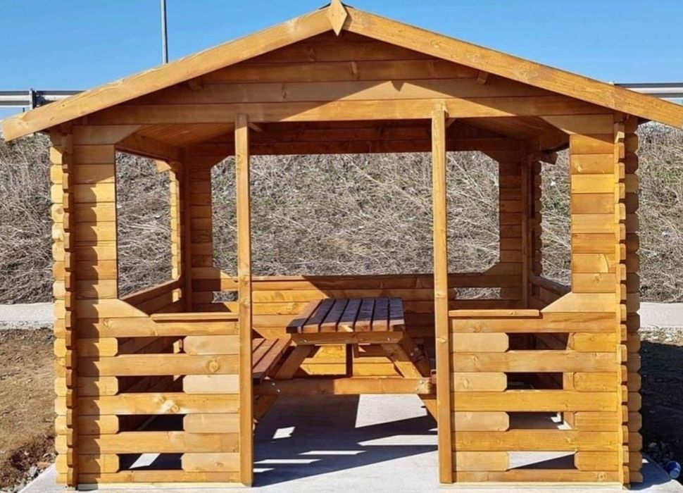 Foișor și terase mobilier și gradina