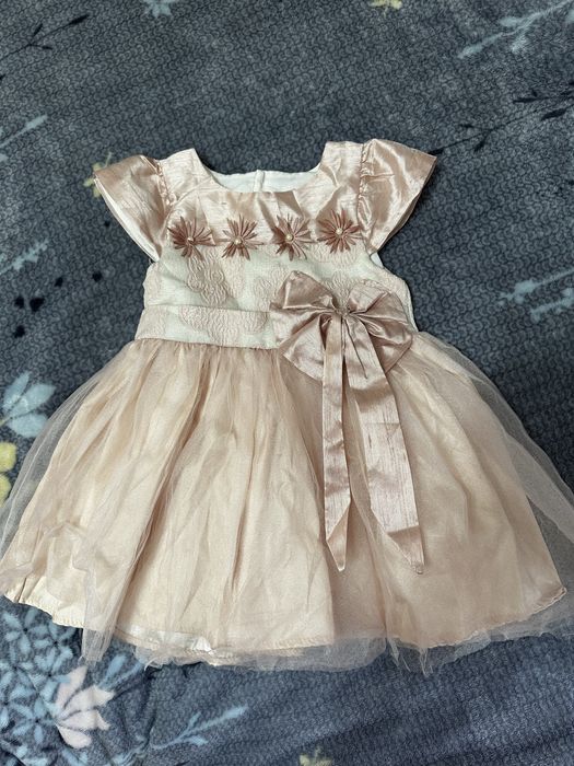 Нарядные платья на девочку