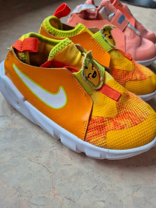 Adidasi Nike copii