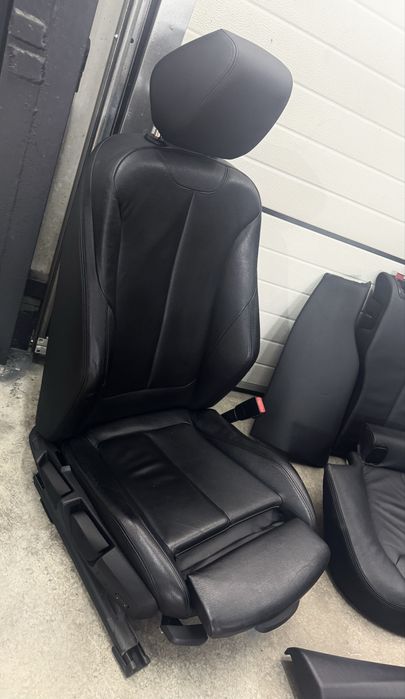 Перфектен рекаро салон черна кожа за BMW F31