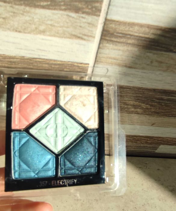 Paletă ochi 5 culori albastru, cerere, roz, crem