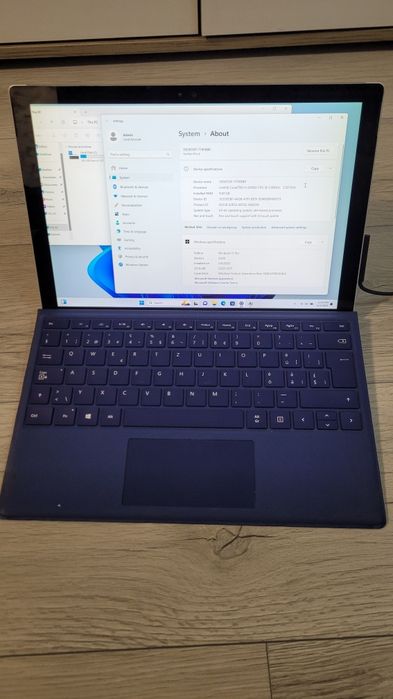 Tableta laptop Microsoft Surface 4  i5-6300u