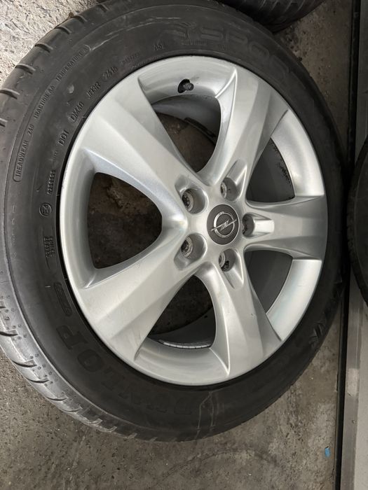 Jante Originale Opel Astra J R17 echipate vara 5x115 la prezoane