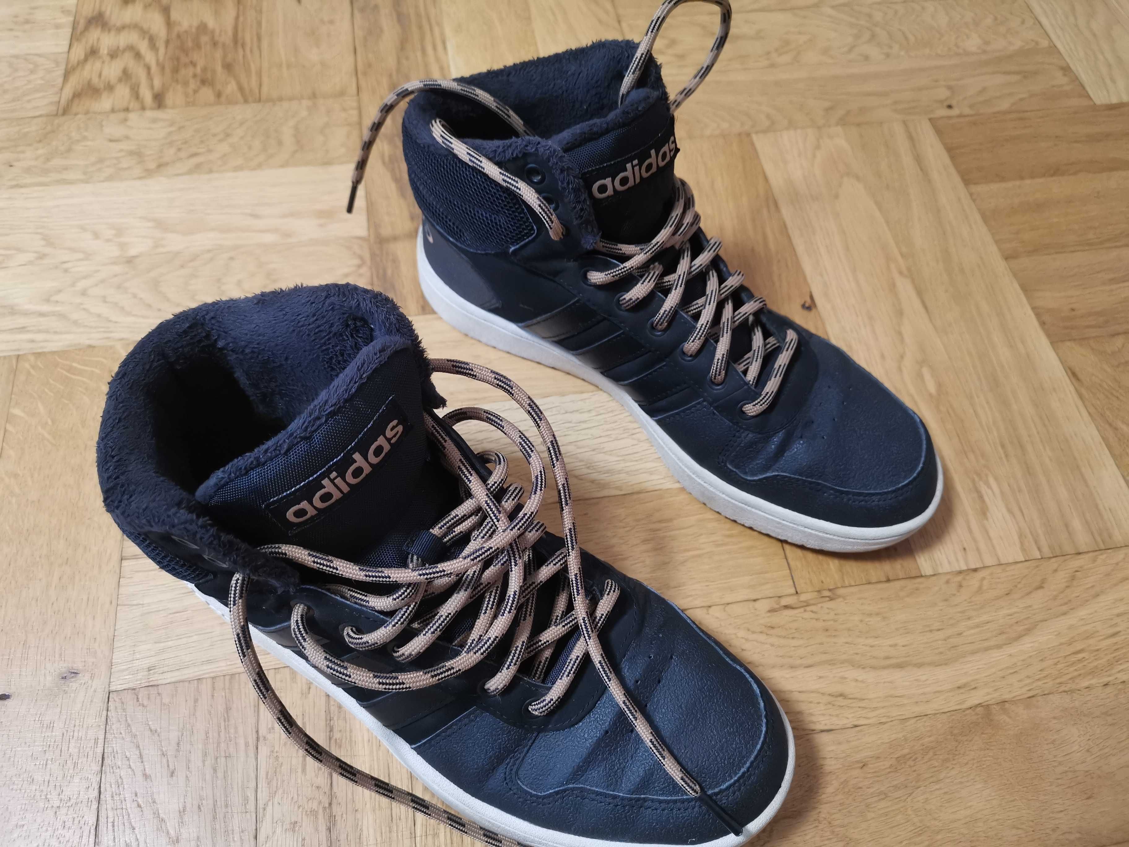 Adidas оригинални мъжки маратонки номер 43 и 45