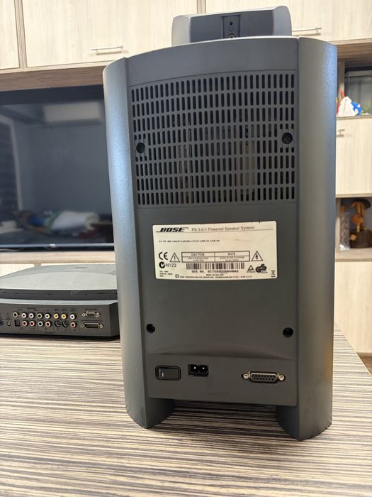 BOSE AV 3-2-1 Media Center домашно кино