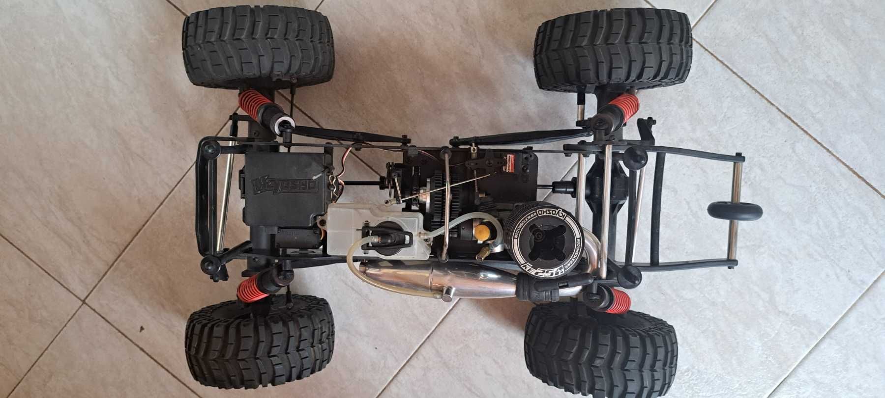 rc kyosho mad crusher 1/8 4WD Бъги РЦ нитро hpi arrma traxxas