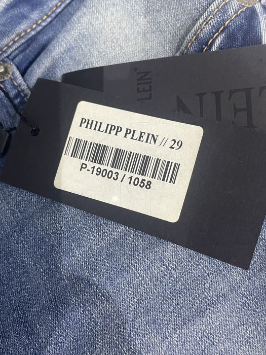 Jeans fete pp noi cu eticheta