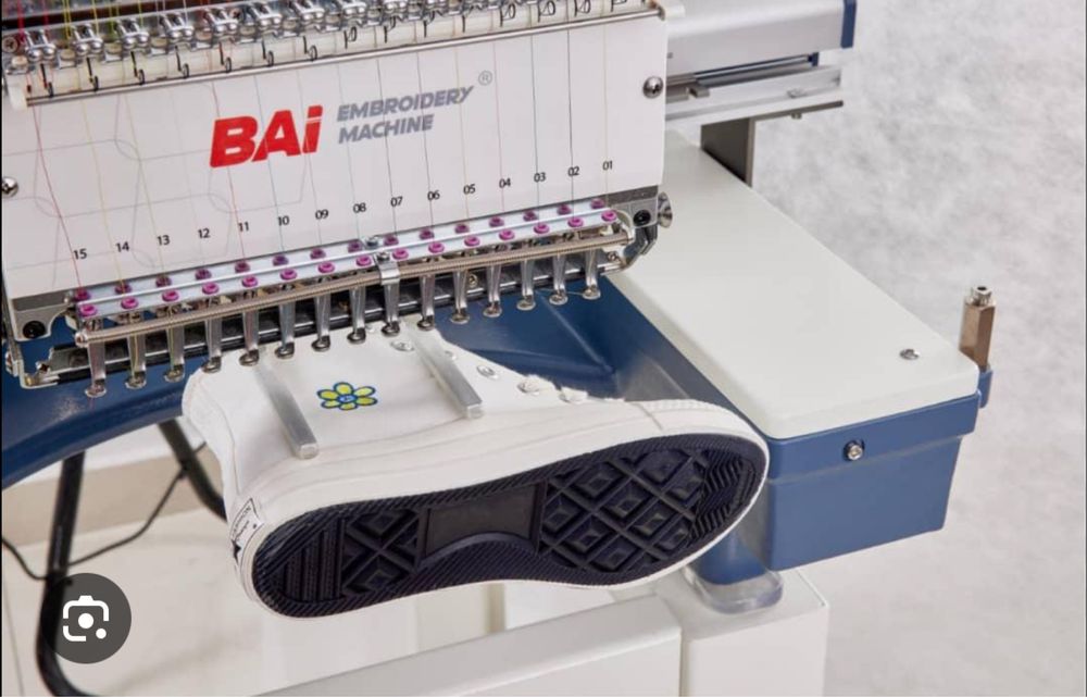 Masina de brodat noua, fara defect, se vinde, model MIRROR1501-Bai……