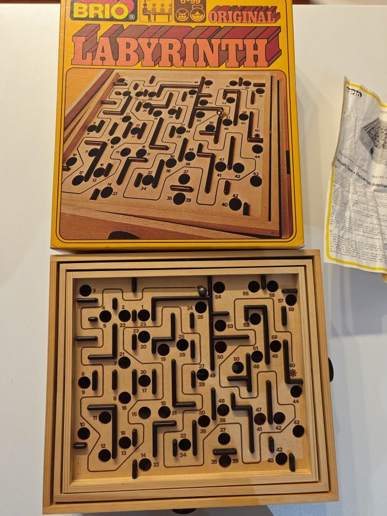 Joc de dexteritate din lemn Labyrinth Original made in Suedia