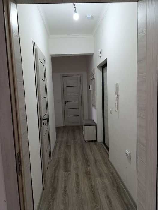 2 xonali uy Arendaga beriladi. Oyiga 500$. Maydoni 65 м2.  2/5/16 Serg