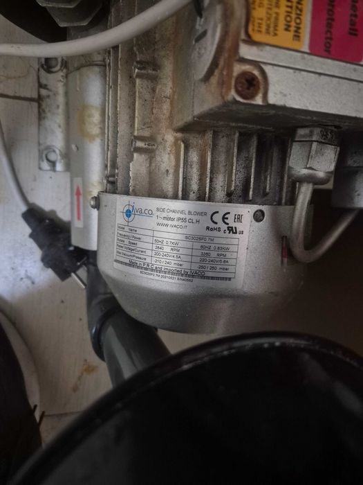 Регенеративна помпа ( страничен канал) / Side channel blower