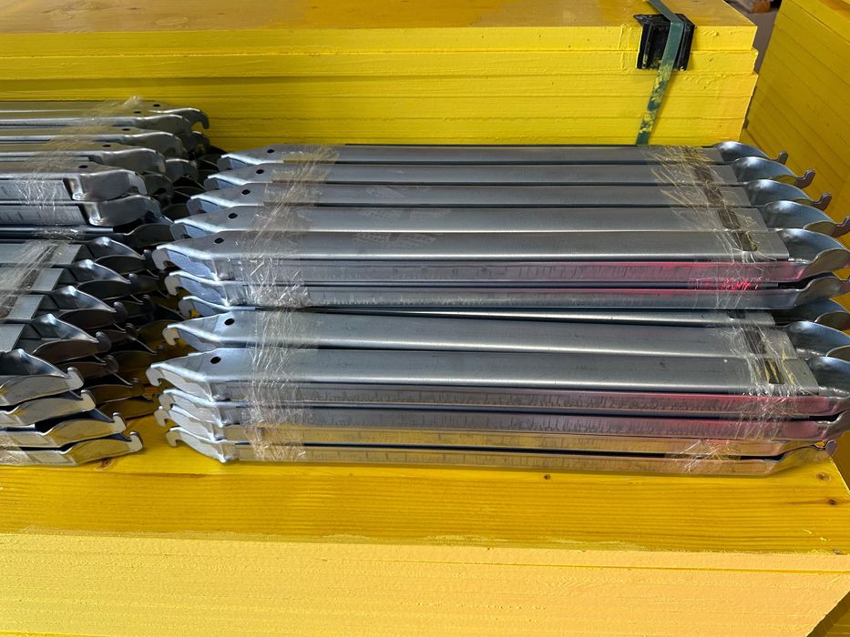 Montanti 50/100/150 cm bride spade