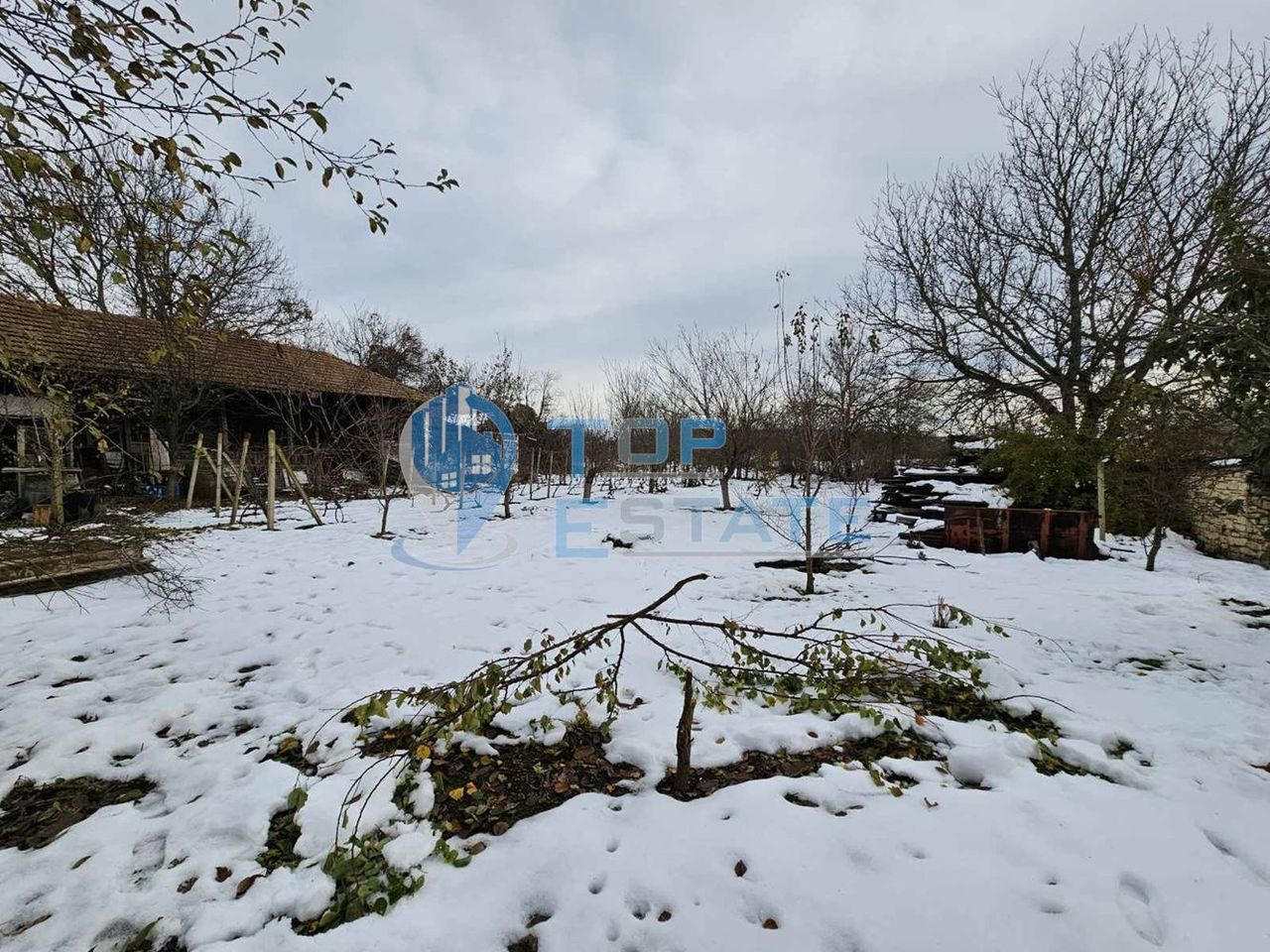 Продава се Къща в с. Горски Сеновец, Област Велико Търново - 80 кв.м за 160 €/кв.м - Снимка #11