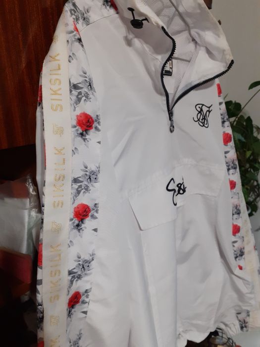 Ветровка много красива