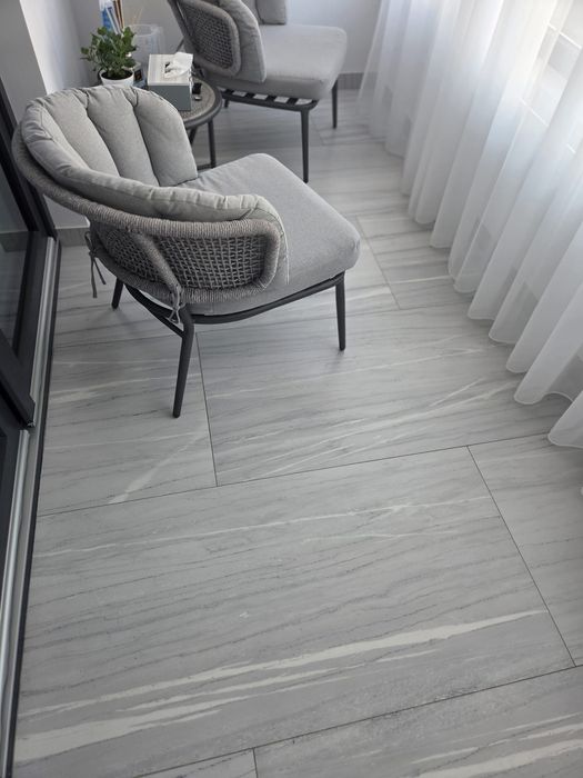 Vand 10m2 gresie interior sau exterior