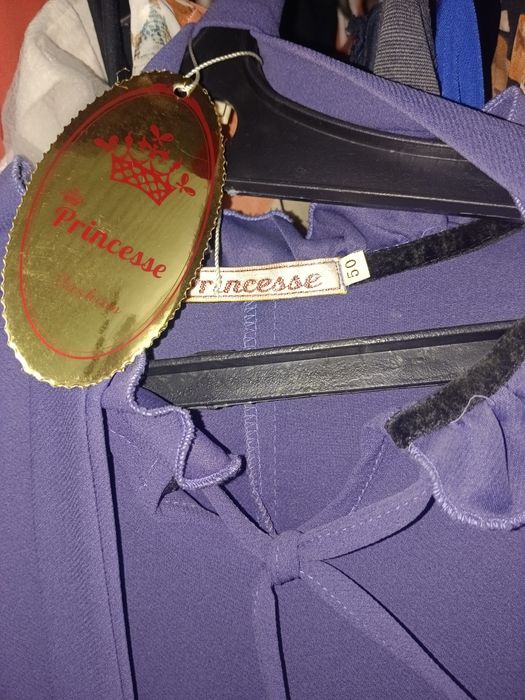 Продам новое платье за 3000