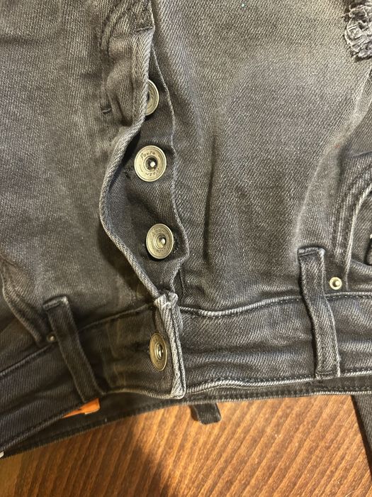 Нови тъмни дънки на Паус