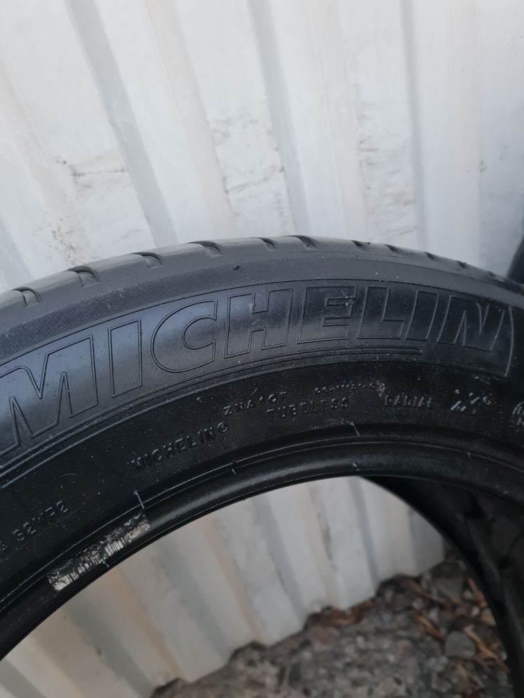 2 Anvelope de vara *215/60R17 *Michelin*LICHIDARE STOC*50 Lei Buc*