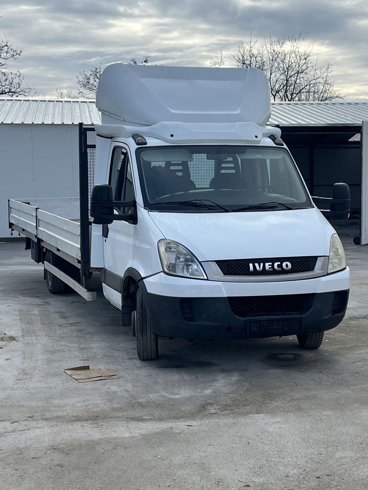 Iveco Daily. 6,2m. 50C15. An 2010. Primul propietar