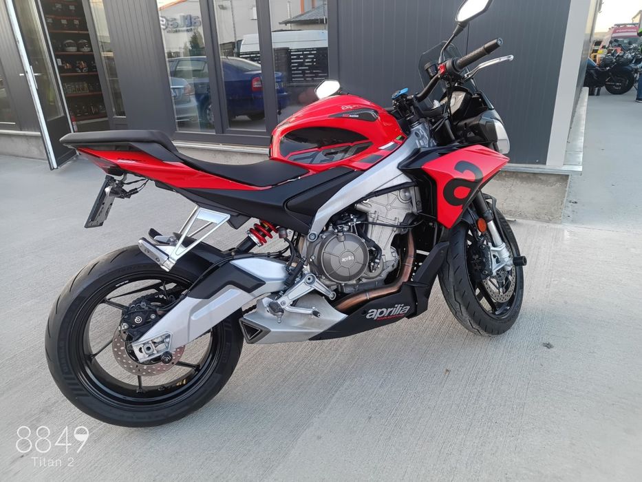 Aprilia Tuono 660