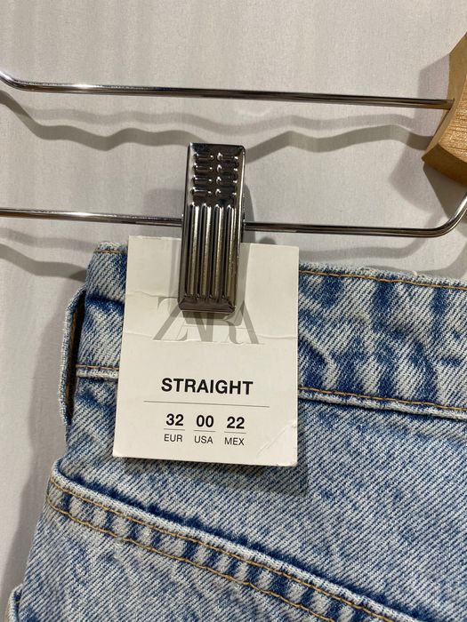 Нови дънки Zara с прав крачол до глезена