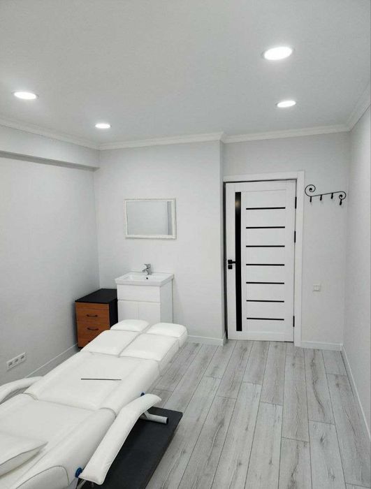 Продаётся Салон! Юнусабад, Ор-р массив киёт , Ц-5