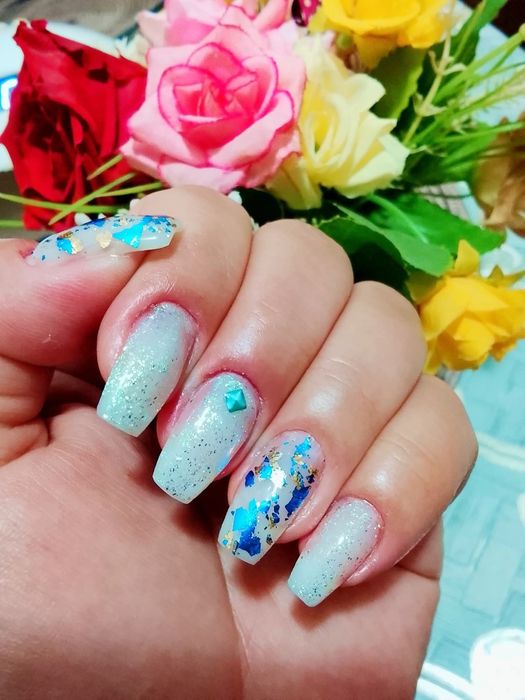 Aplic unghii cu gel,polygel și ojă semipermanentă